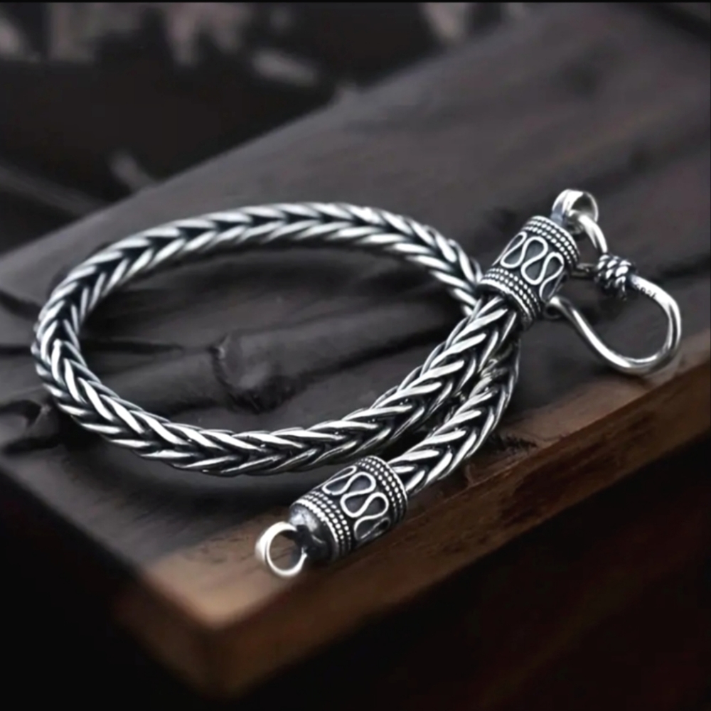 Foxtail Herringbone Bracelet